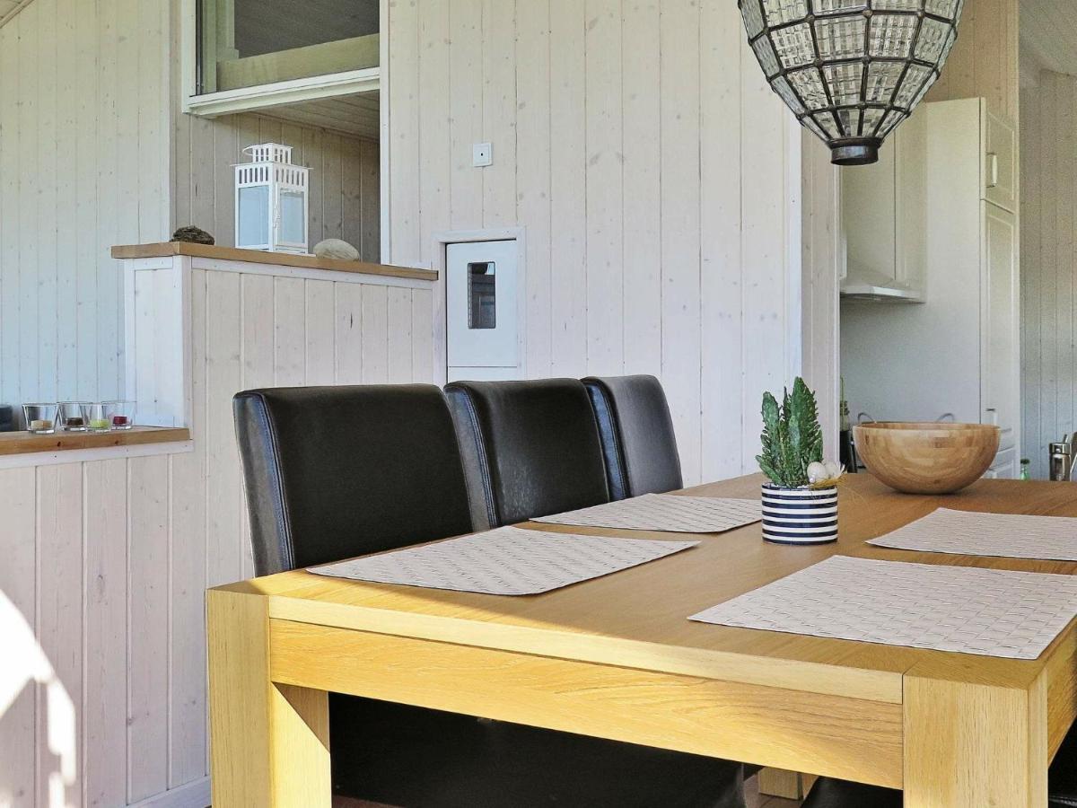 6 Person Holiday Home In Lemvig Trans Habitación foto